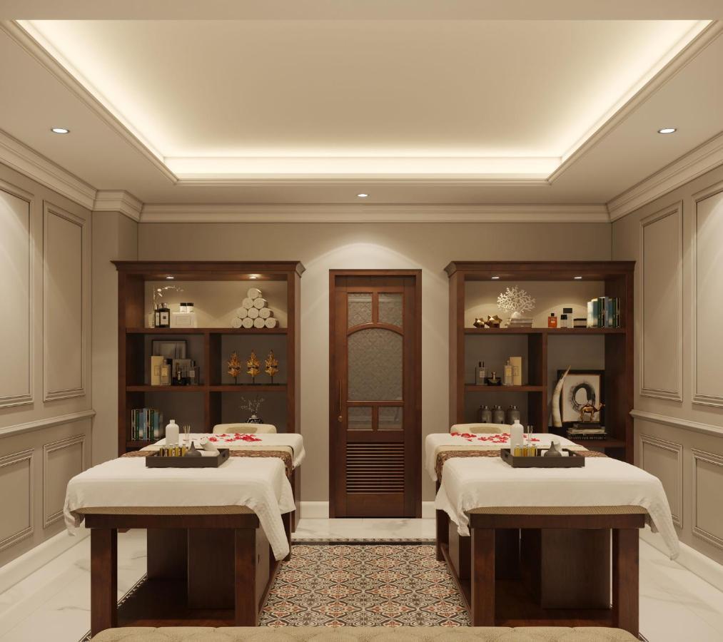 Mahalaya The Legacy Hotel Solo Buitenkant foto