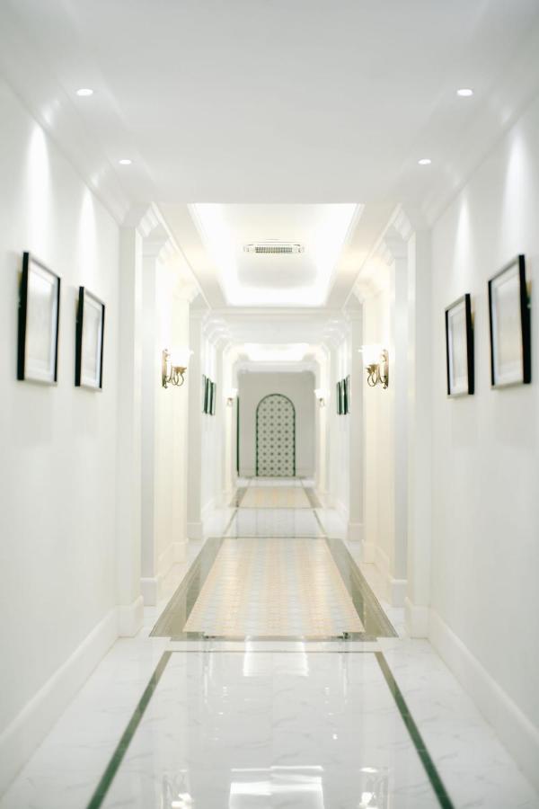 Mahalaya The Legacy Hotel Solo Buitenkant foto