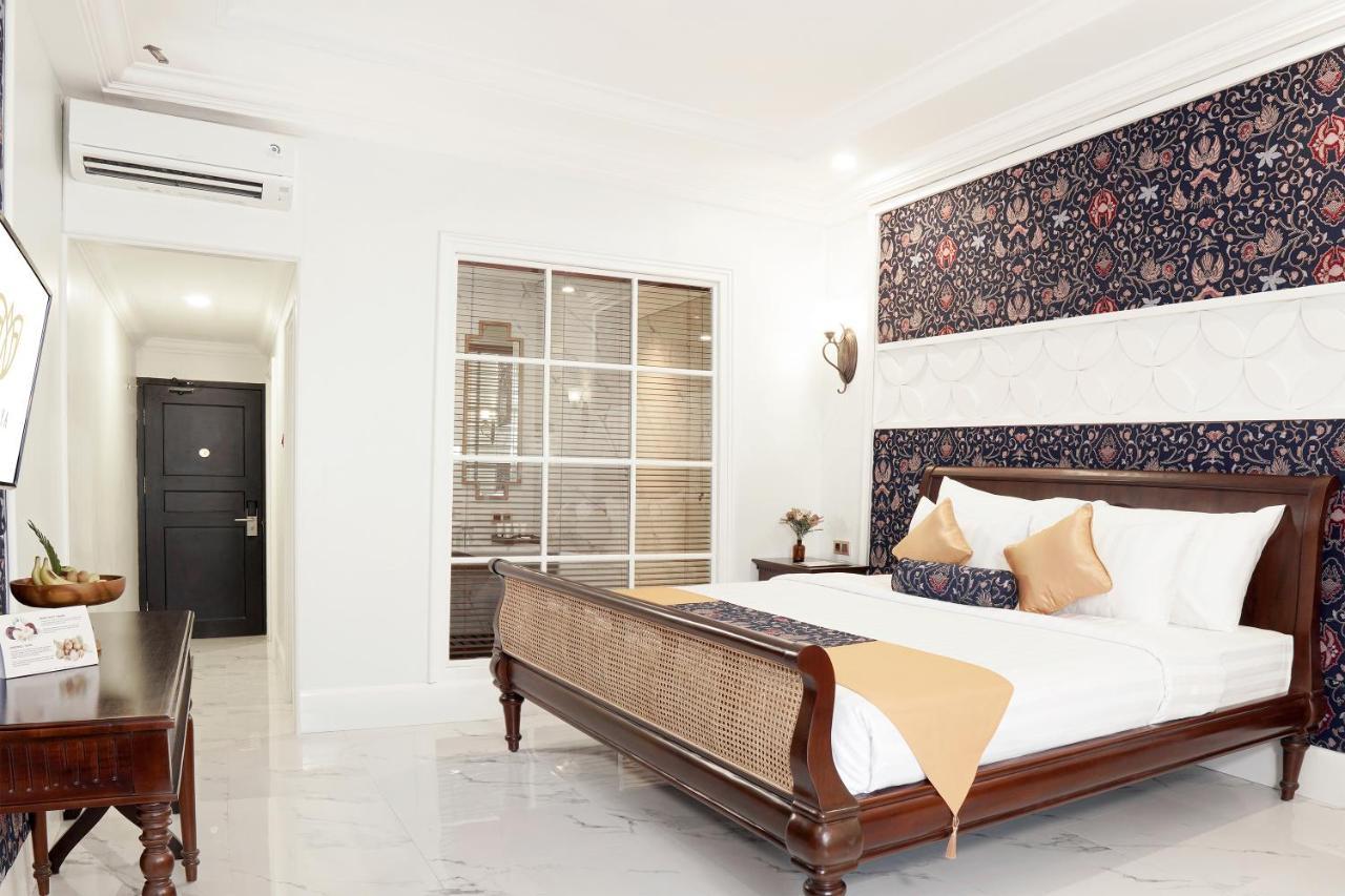 Mahalaya The Legacy Hotel Solo Buitenkant foto